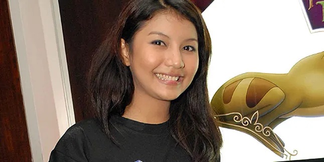 Navy Rizkitavania Belum Siap Tampil Vulgar