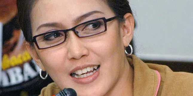 Rieke Dyah Pitaloka, Kasus Century Khianati Rasa Keadilan