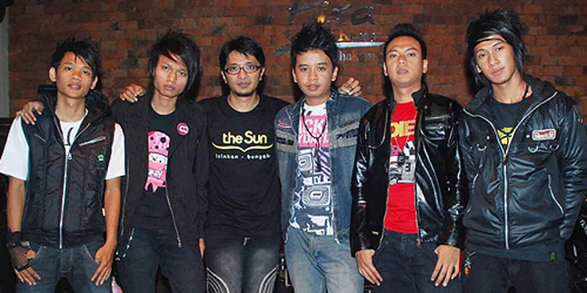 Adam DOT - Eza Yayang Garap The Sun
