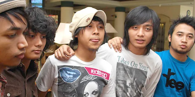 Hello Band Angkat Isu Poligami Lewat Lagu