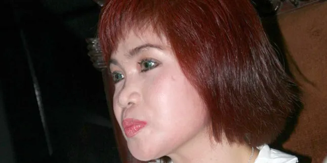 Ismi Azis, Diam Karena Diancam Suami? Ismi Azis, Diam Karena Diancam Suami?