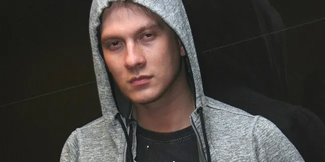 Bertrand Antolin Jadi Produser Aura Kasih