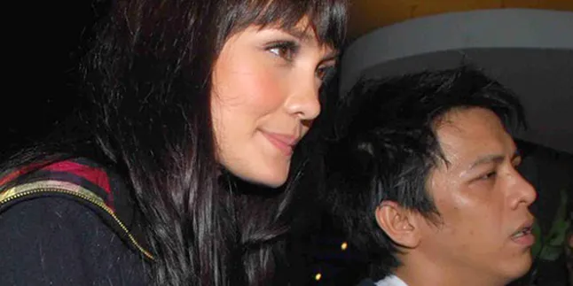 Luna Maya, Inspirasi Menciptakan Lagu Bagi Ariel