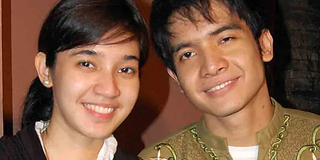 Dhini - Dimas Bahagia Bisa 'Naik Kelas'