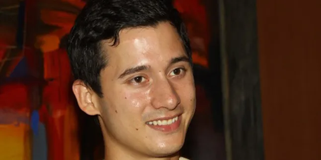 Nino Fernandez Anggap Gosip Bagian Jadi Artis