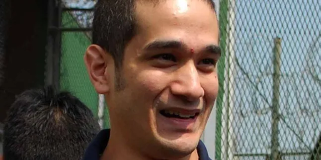 Okan Cornelius Rayakan Natal di Rumah