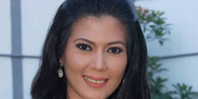 Helsi Herlinda Luncurkan Single 'Malaikat Palsu'