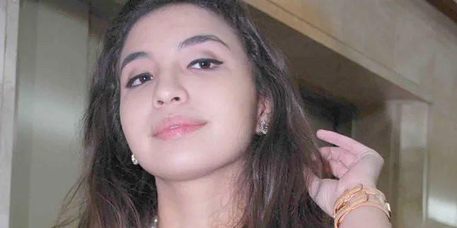 Tekad Bulat, Manohara Tak Akan Balik ke Kelantan