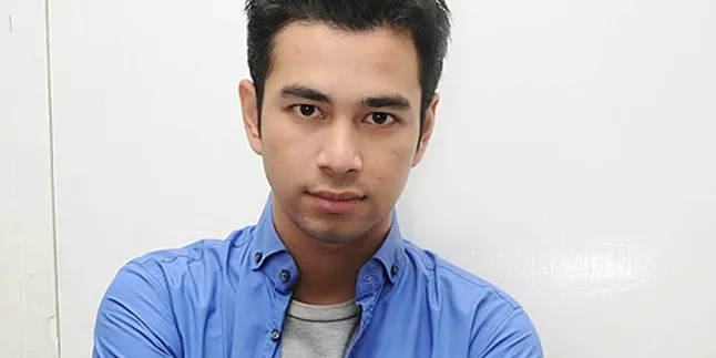 Raffi Ahmad Buka Showroom Moge
