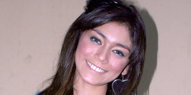 Dapat Beasiswa, Thalita Latief Ingin Serius Kuliah