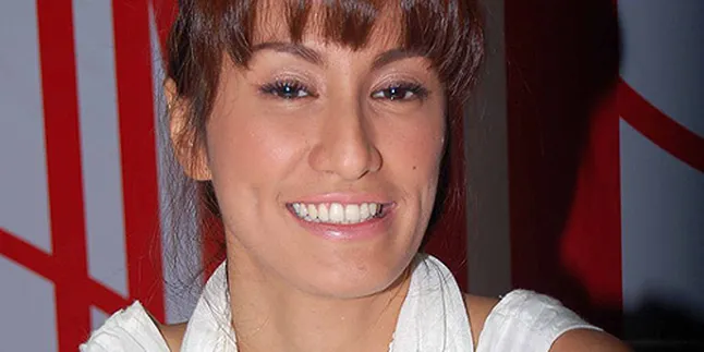 Gabung WWF, Davina Buang Fasilitas Bintang Lima