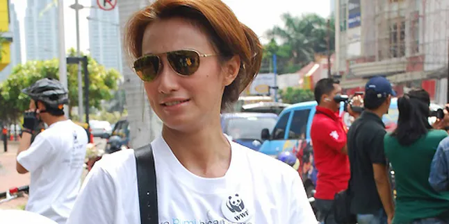 Davina Veronica Inginkan Jalur Khusus Bersepeda