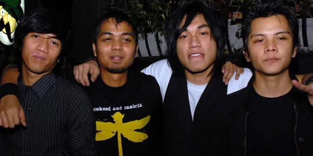 Armada Band Rela Tunggu Waktu Luang Nikita Willy