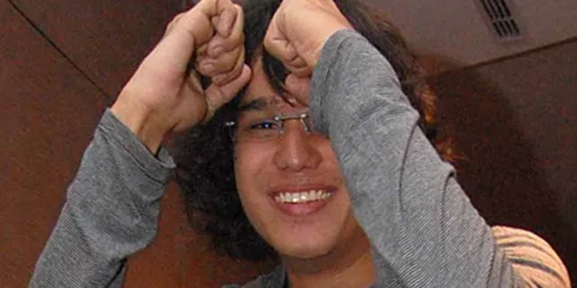 Mischa, Lebih Memilih Muay Thai Dibanding Game