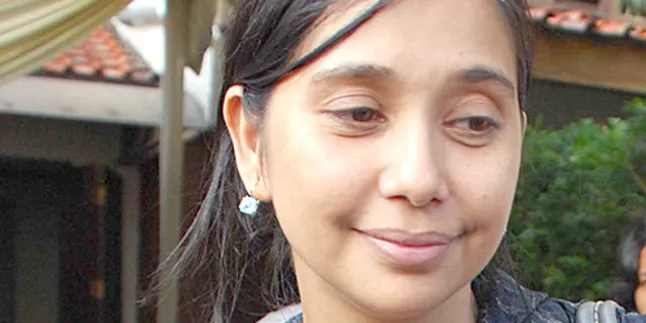 Ayu Azhari Optimis Menang di Pilkada