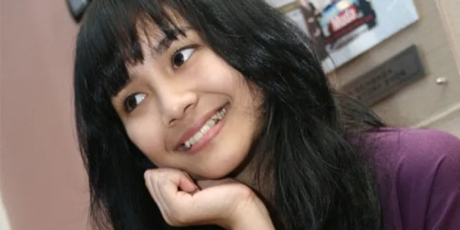 Main Film, Gita Gutawa Susah Nangis