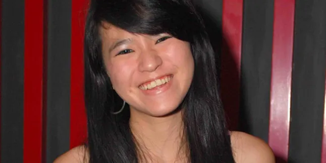 Jane Aprilia, Bangga Tampil Bersama Musisi Besar