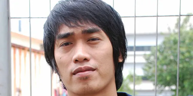 Nonton Bola Bareng, Hijau Daun Taruhan Traktir Makan