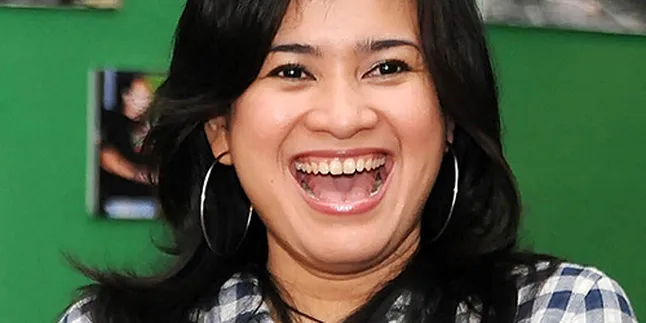 Kristina, Ikke, Cici Santai Jadi Janda