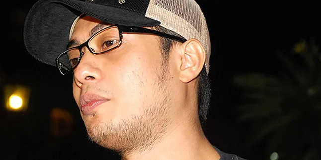 Ferry Ardiansyah Sedih Terus Sendiri