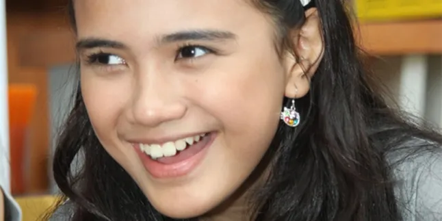 Demi Syuting, Rana Audi Marissa Bolos Sekolah