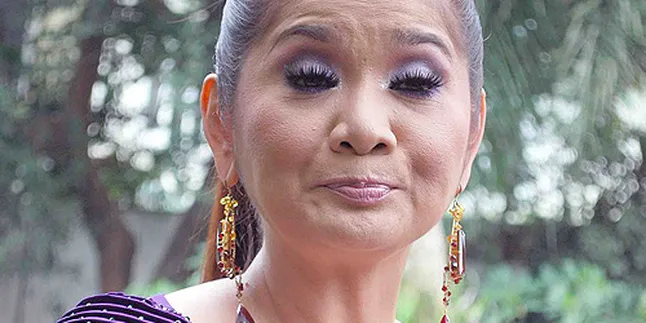 Ditanya Soal Hutang Rp11 M, Vina Tak Peduli