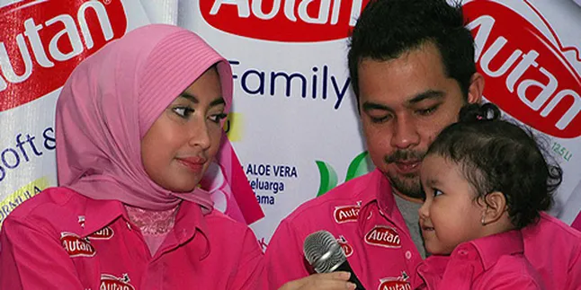 Annisa Trihapsari Diam-Diam Bisnis Baju