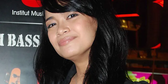 Shezy Idris Pakai Kunci Setir Untuk Perlindungan Diri