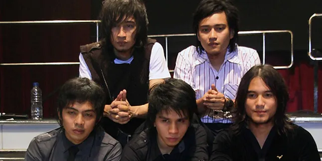 Domino Siapkan Cinta di Album Kedua