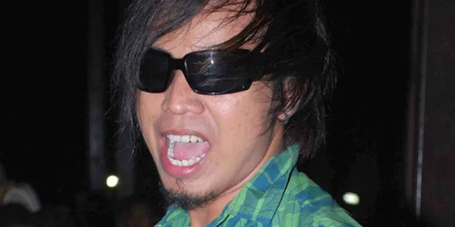 Ian Kasela Cuek Teringat Poppy Gisela