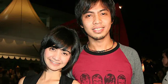 Tiwi, Pacaran Serius Tapi Santai