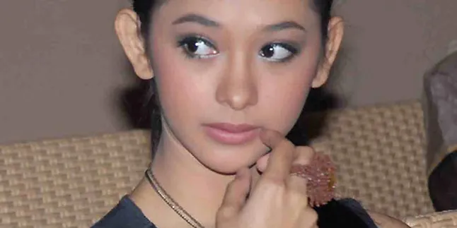 Poppy Bunga Trauma 'Kebobolan'