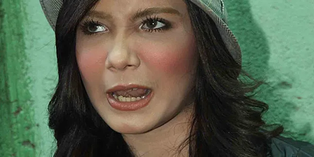 Zaskia Sungkar Jagokan Black Eyed Peas Menang Grammy Awards