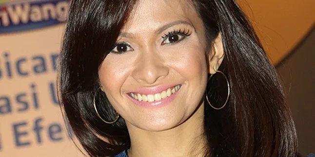 Ersa Mayori Tak Pernah Ribut Serius Dengan Suami