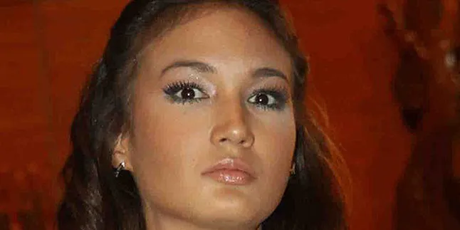 Nadine Chandrawinata Tak Siap Duet Bareng Kaka
