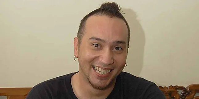 Gary Digugat Mantan Istri Siri