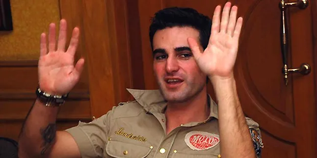 Damien Perez: Lebih Cepat Cerai, Lebih Bagus!