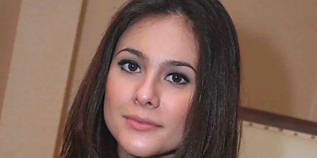 Wulan Guritno Pilih Pakai Baju Yang Nyaman