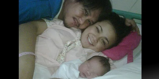 Butuh Darah Buat Anak, Nirina - Ernest Manfaatkan BBM dan Twitter