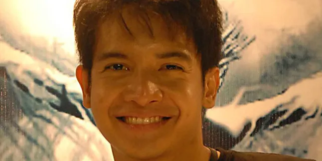 Dimas Seto – Dhini Aminarti Tunda Momongan