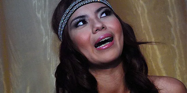 Ola Tak Masalahkan Status Duda Riri