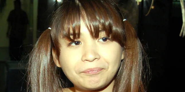 Putri Titian Khawatir Tak Bisa Urus Pacar Putri Titian Khawatir Tak Bisa Urus Pacar
