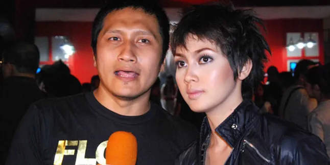 Arie Untung - Fenita, Curi Waktu Saat Anak 'Sibuk'