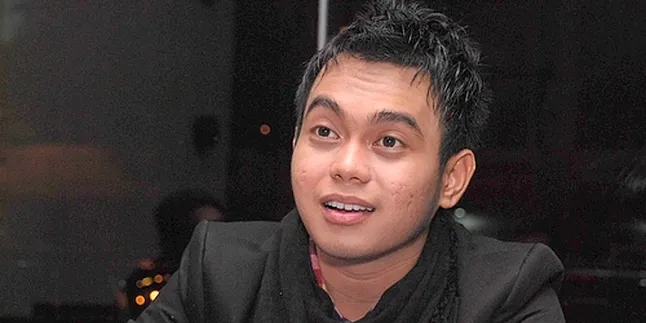 Adhareza Tak Pernah Betah Dugem