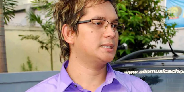 Josh Pieter Pasang Foto Anak Sheila di Facebook