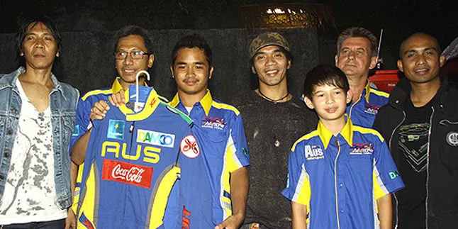 Slank Bangga Logonya Ada di Mobil Gokart