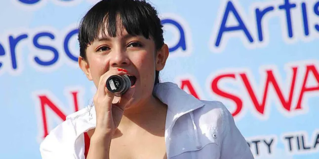 Saras Kuatkan Mental Dengan Senam Bersama