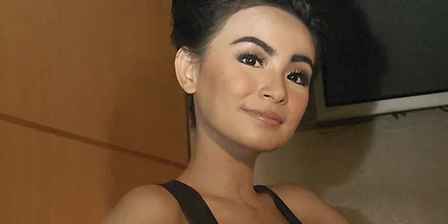 Soraya Larasati Jagokan Meryl Streep di Oscar 2010