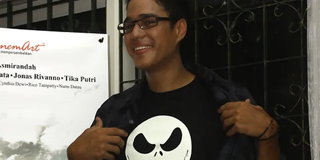 Mischa Chandrawinata Belajar Jadi Brengsek