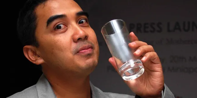 Reportase Acara Besar, Farhan Bertolak ke Eropa